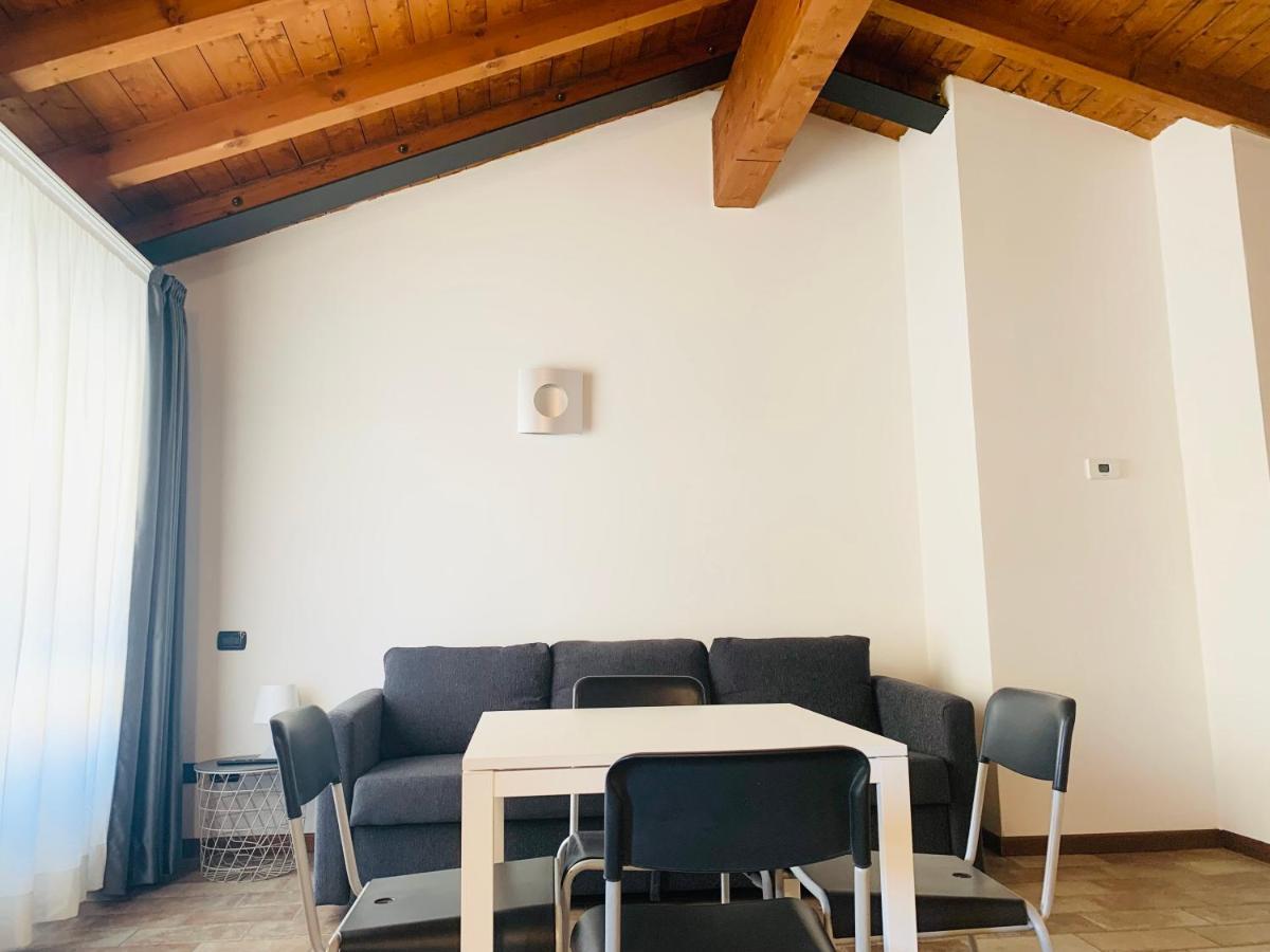 Casa Cleopatra Villa Бергамо Екстериор снимка