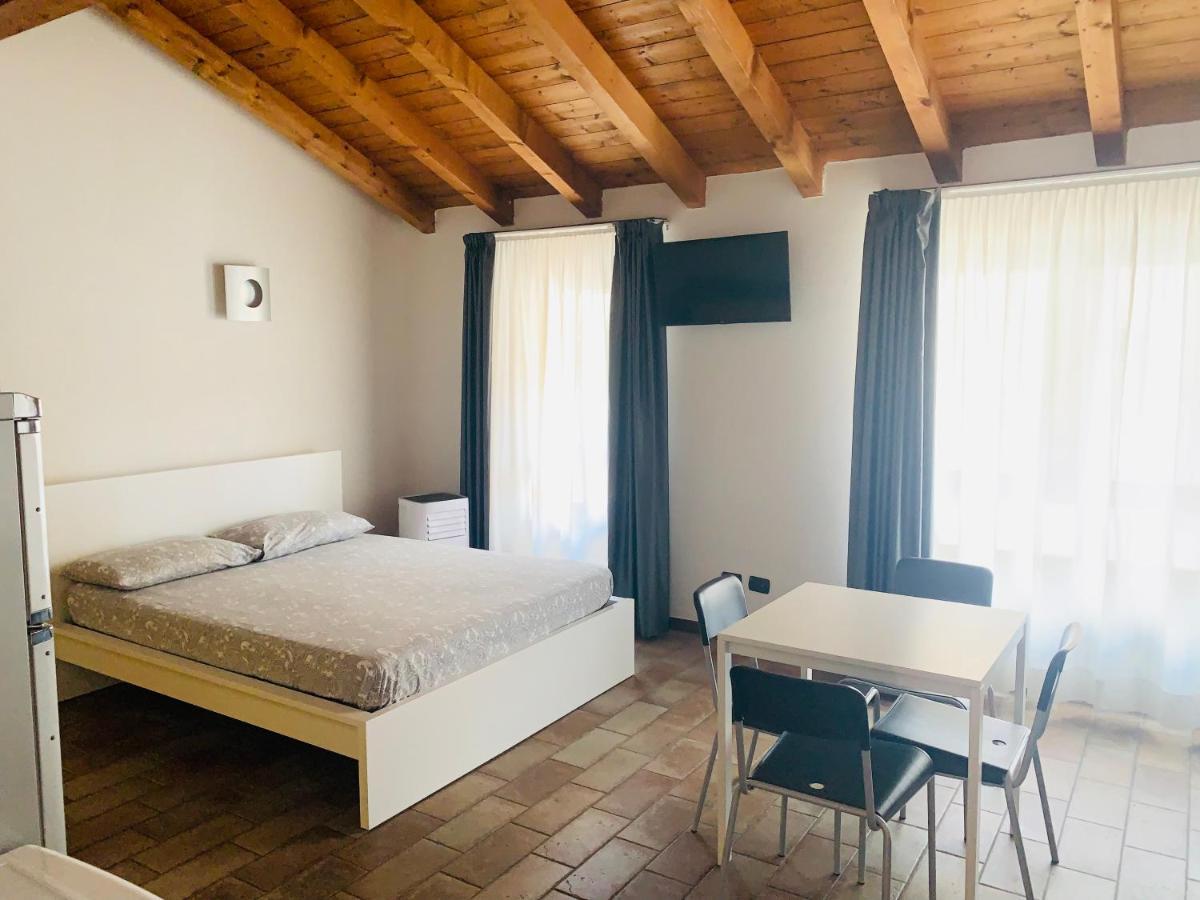 Casa Cleopatra Villa Бергамо Екстериор снимка